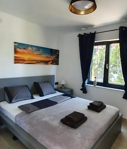 House Manoka 펜션